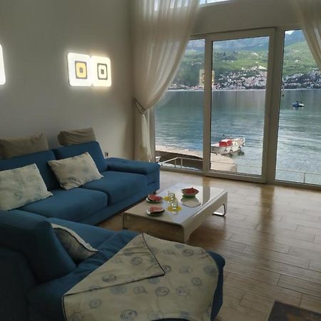 Aurora House Duplex Apartment Нивице Екстериор снимка
