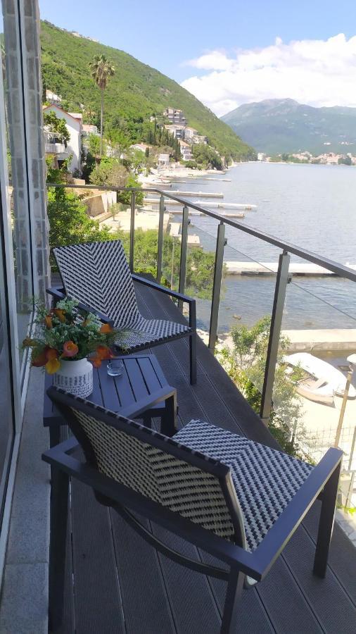 Aurora House Duplex Apartment Нивице Екстериор снимка
